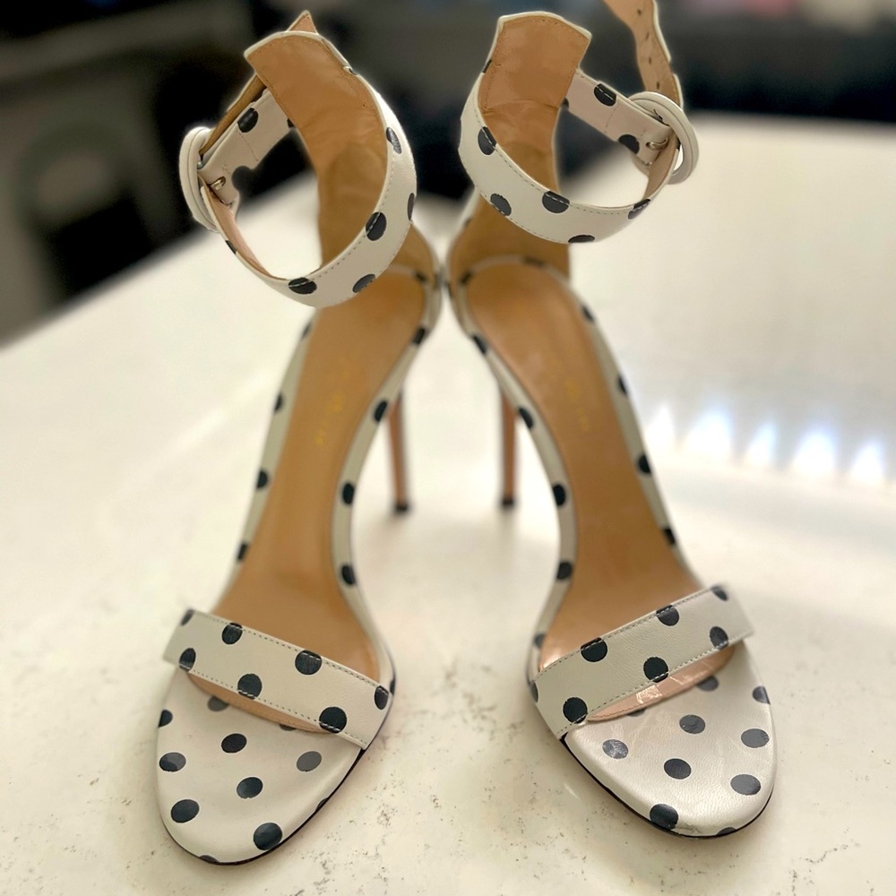 Gianvito Rossi  PORTOFINO 105 Sandals / Size 36